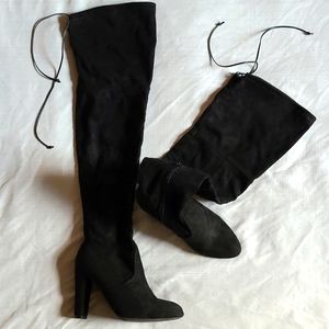 "Go With the Flow Boots" / Black